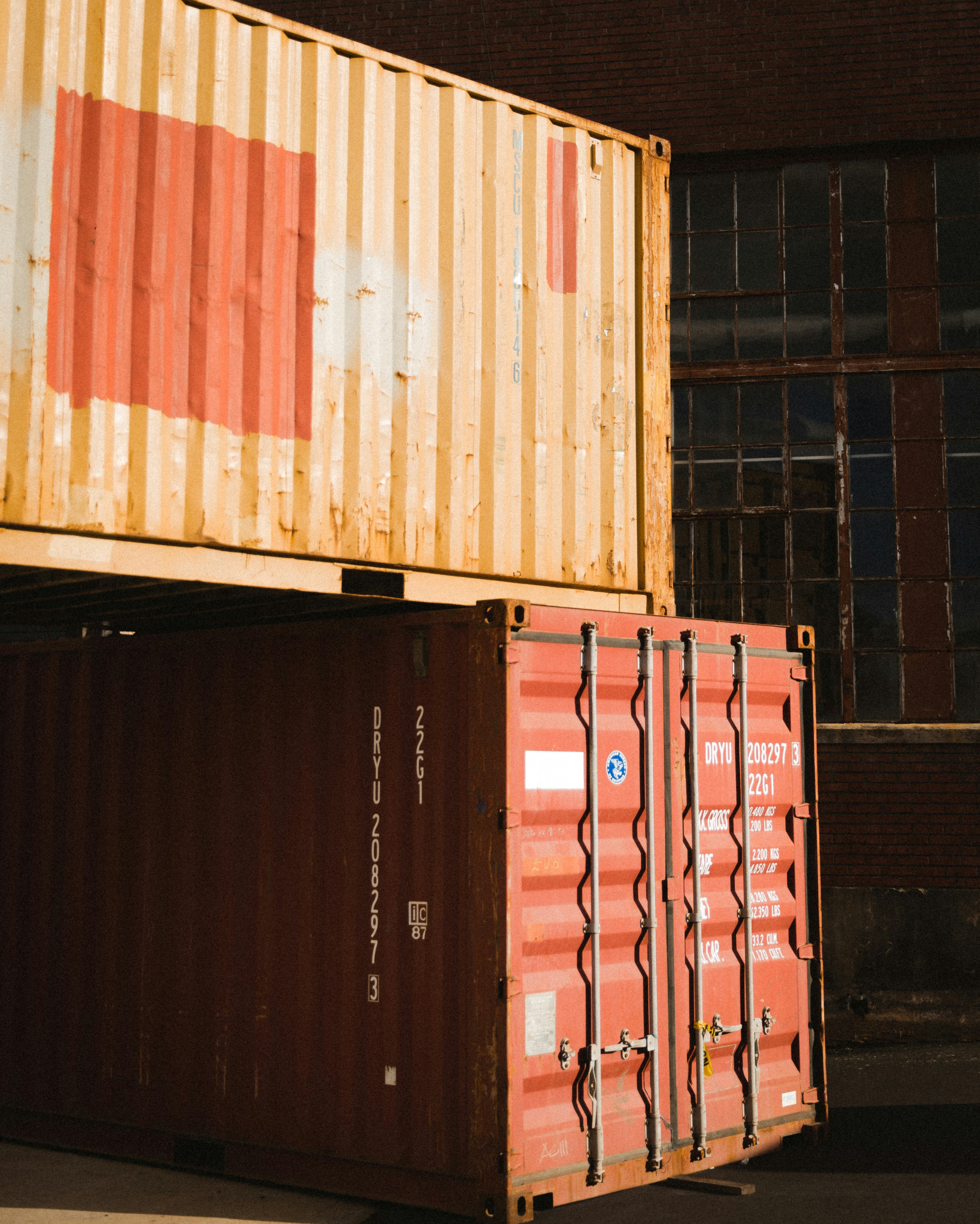 Containerverladung für weltweite Umzüge mit Althoff Umzüge Heidelberg